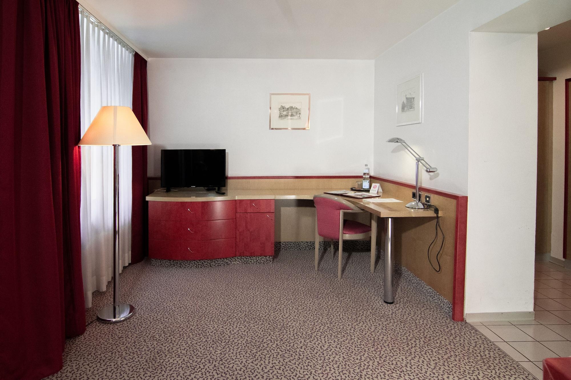 Leomar Hotel Ulm Eksteriør bilde