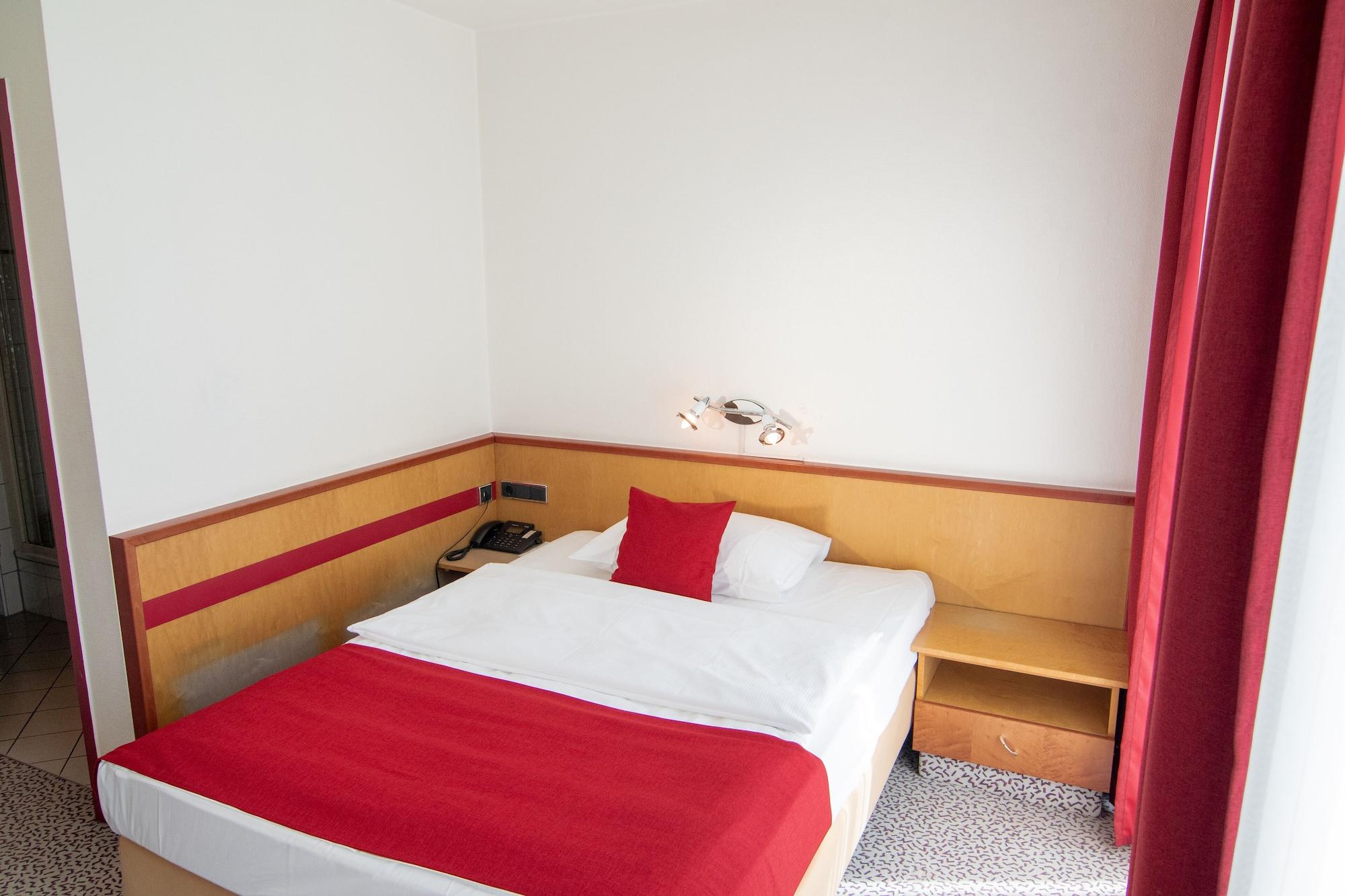 Leomar Hotel Ulm Eksteriør bilde