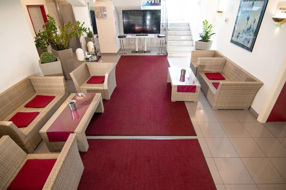 Leomar Hotel Ulm Eksteriør bilde